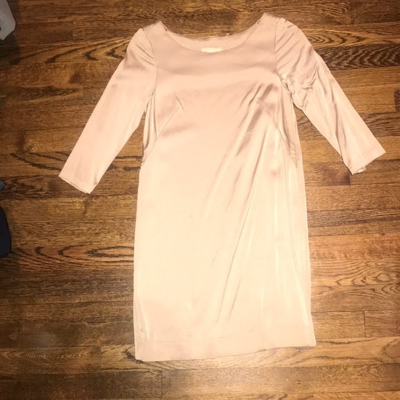 H&M Dresses & Skirts - H&M Nude Dress